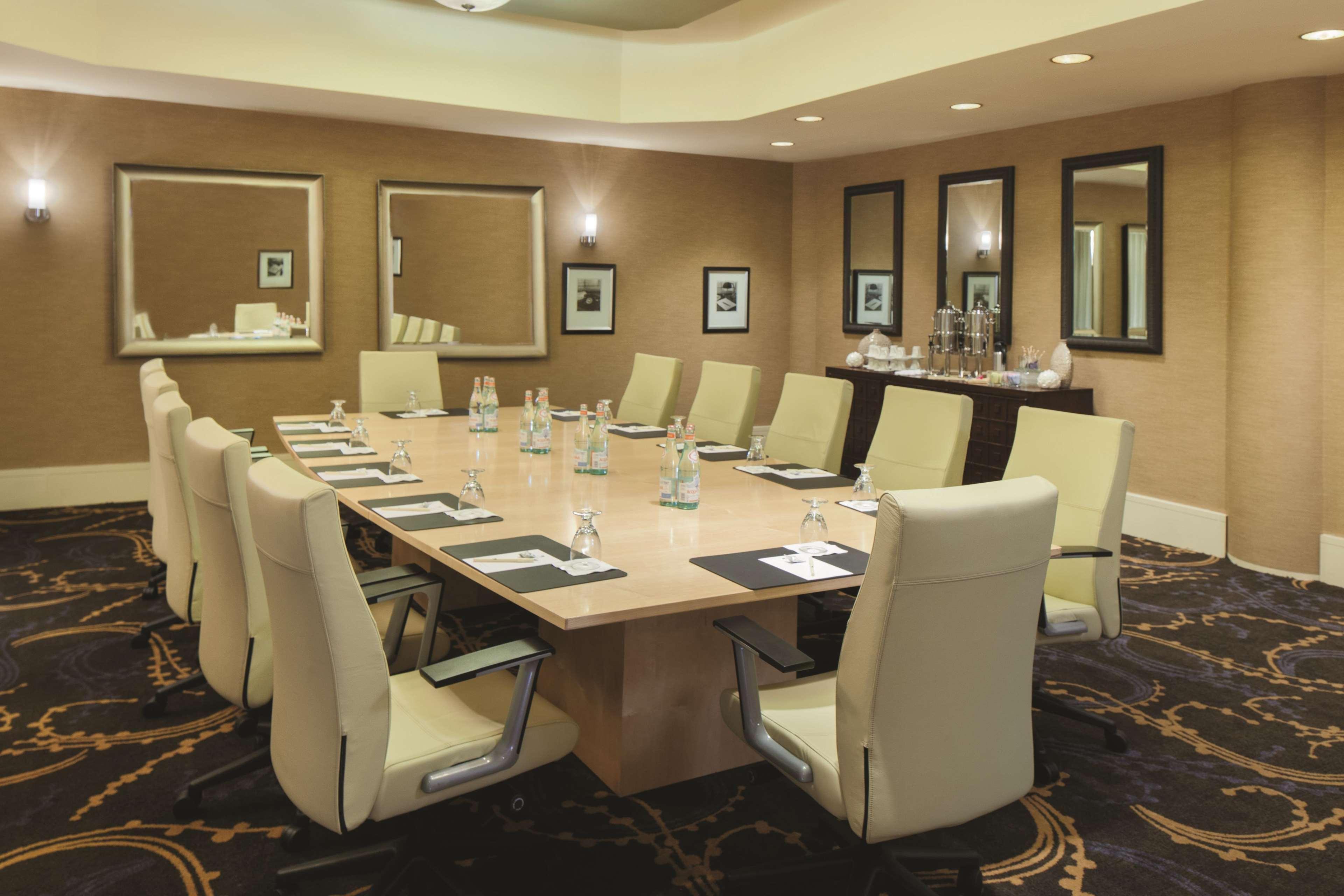 Готель Doubletree By Hilton Orlando Downtown Екстер'єр фото