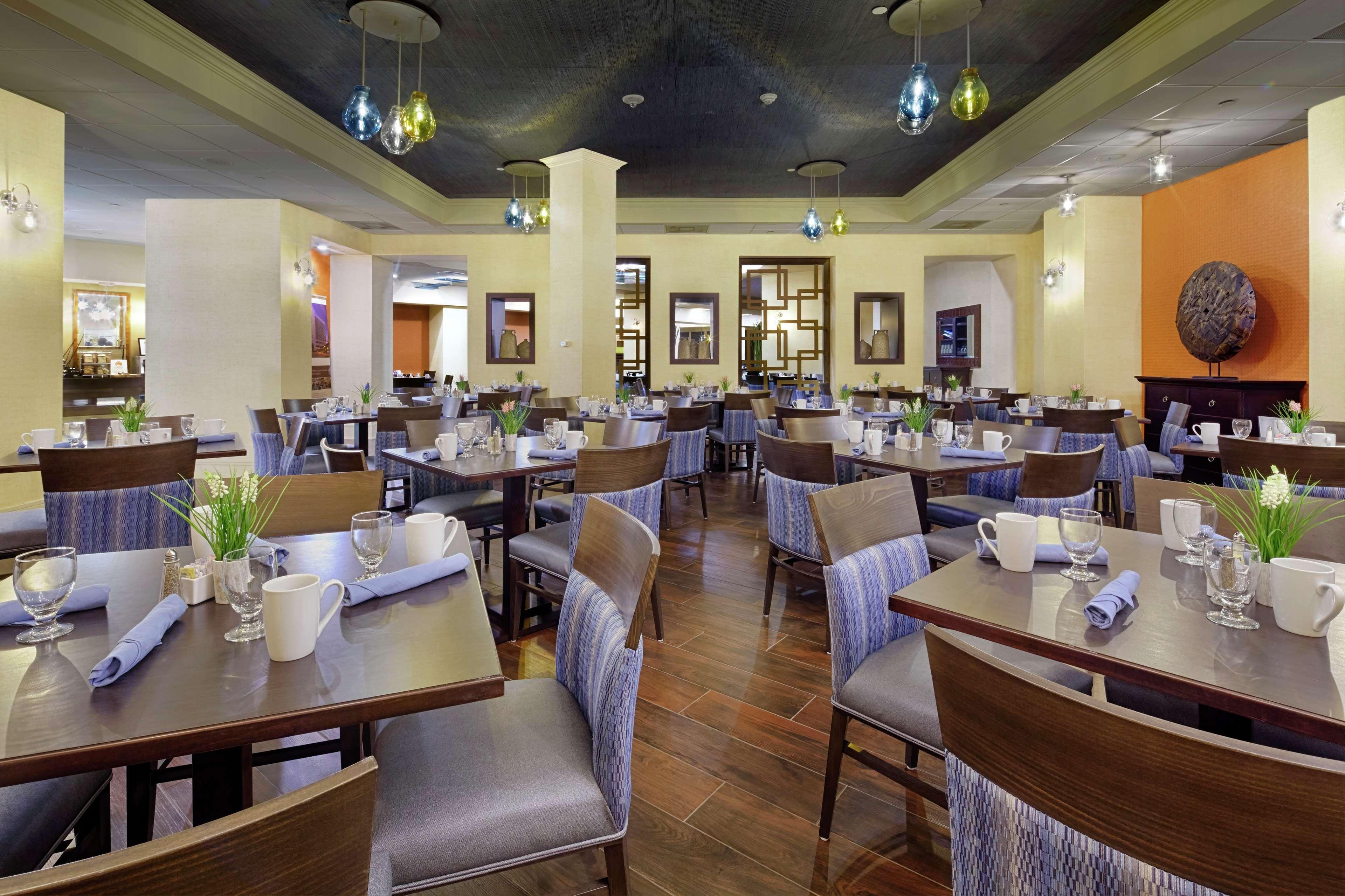 Готель Doubletree By Hilton Orlando Downtown Екстер'єр фото