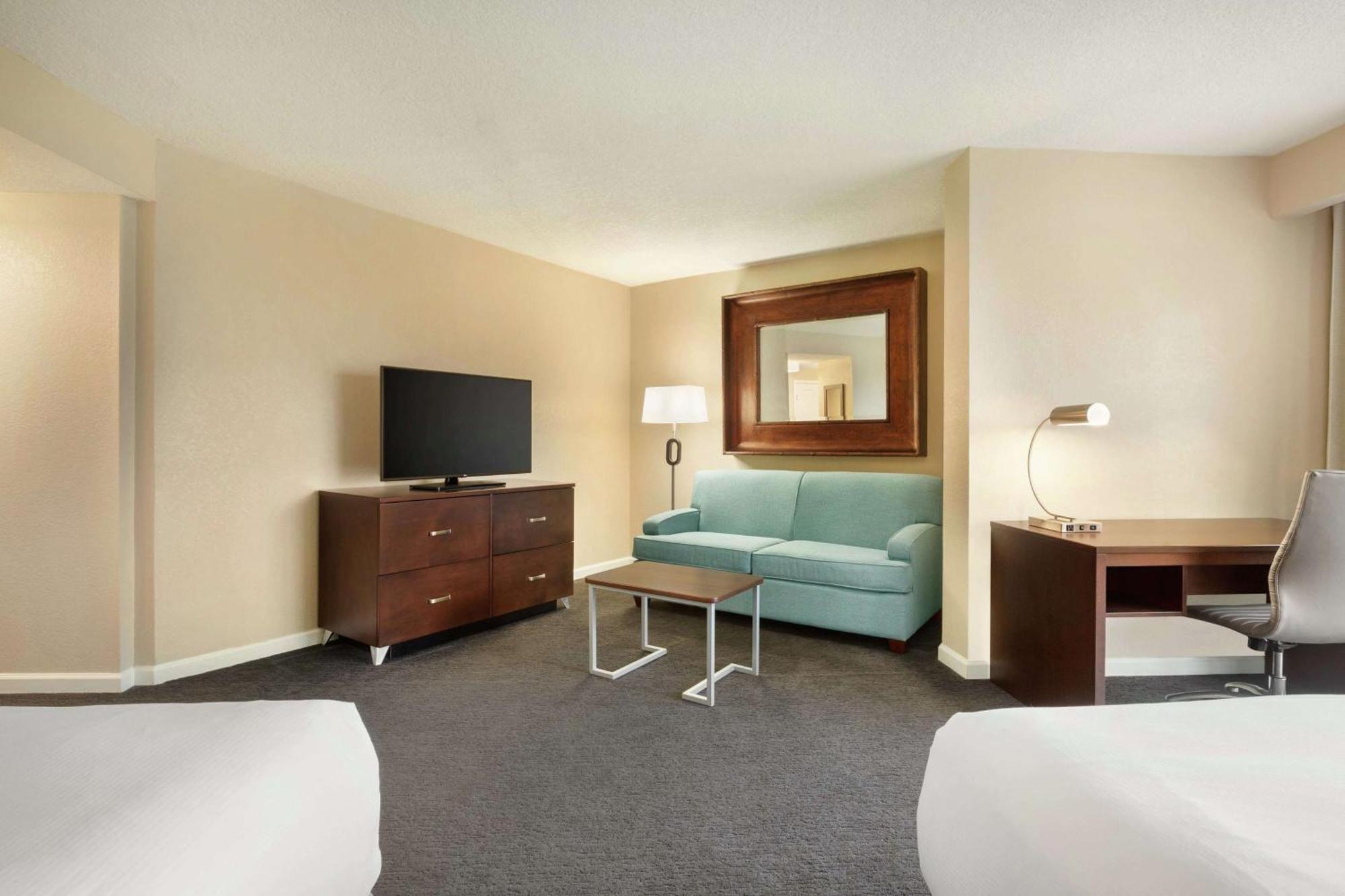 Готель Doubletree By Hilton Orlando Downtown Екстер'єр фото